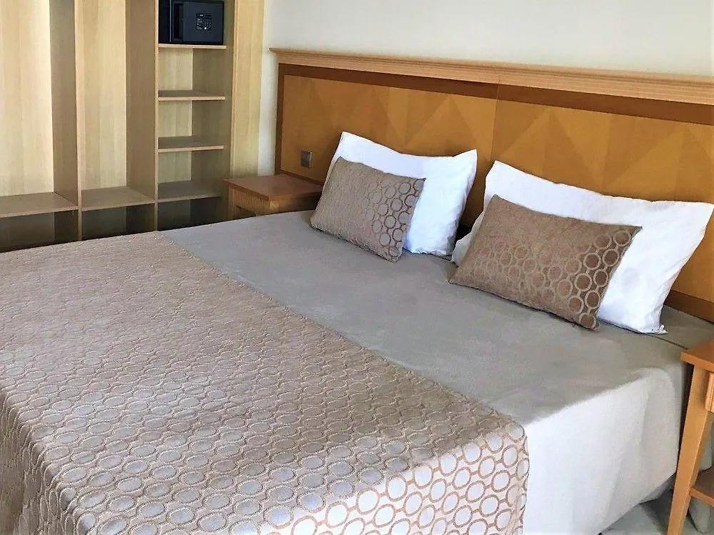 Life Apartments Costa Ballena 0*,