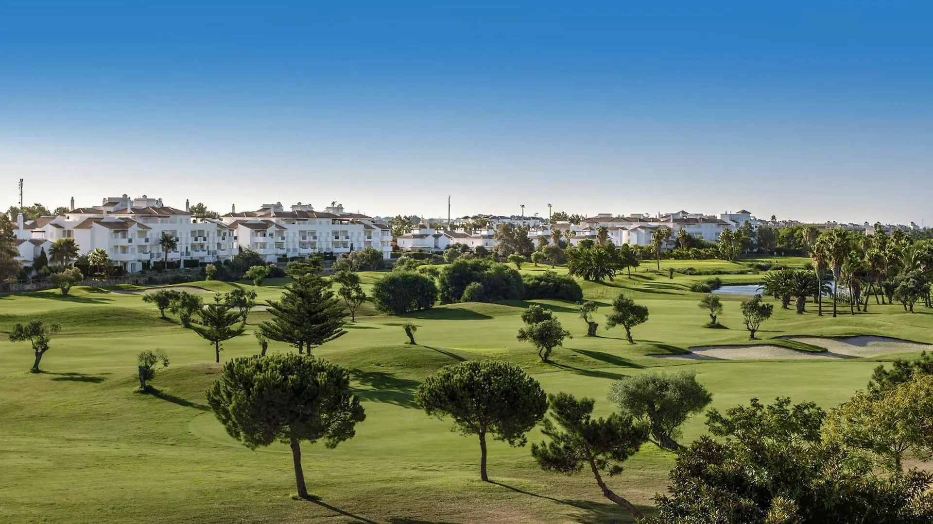 Life Apartments Costa Ballena 0*,